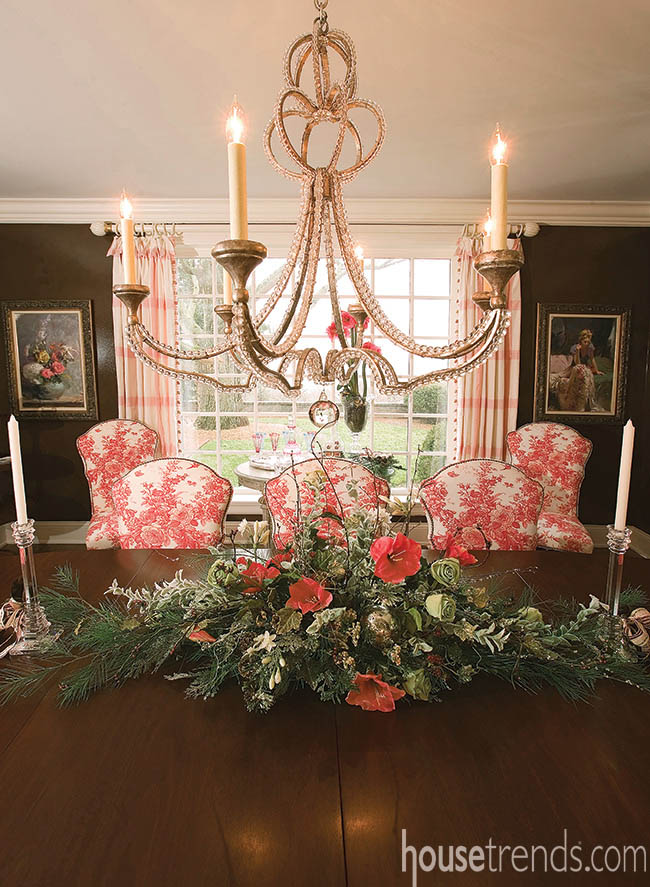 Home decorating ideas usher in the holidays